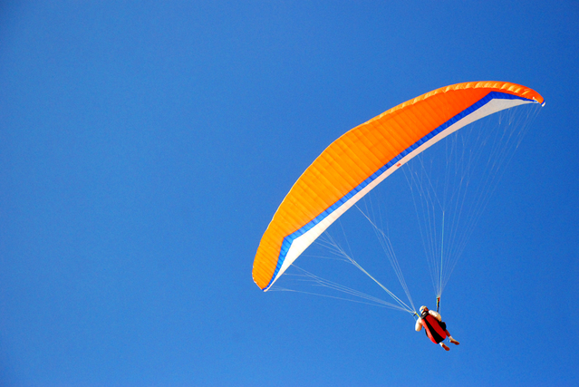 Paragliding – adrenalinový sport.jpg